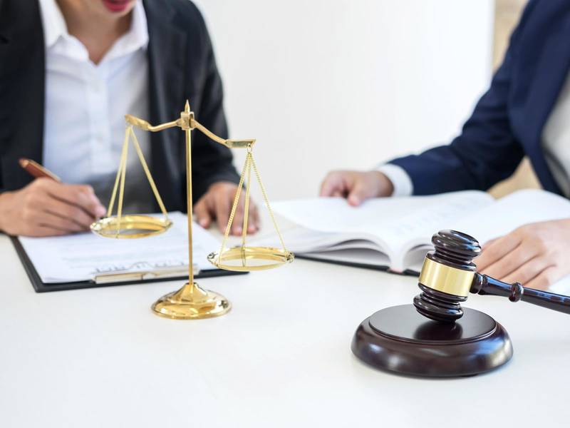 九个月大孩子在父母离婚时的抚养归属考量——上海婚姻家庭律师视角